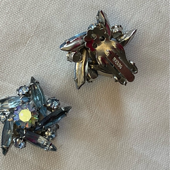 🎁 VINTAGE WEISS AURORA BOREALIS EAR CLIP ONS - Picture 3 of 8